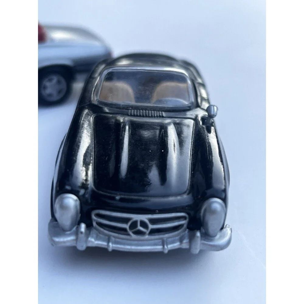 Motor Max Mercedes 300 SL Roadster 1957 1:43 Diecast Black Convertible No Box